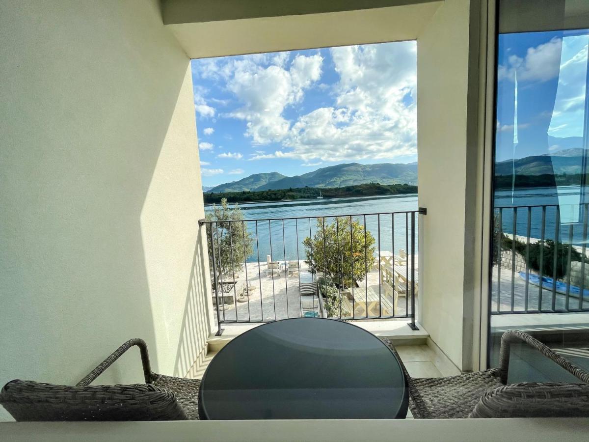 Apartments Maestral Tivat Exterior photo